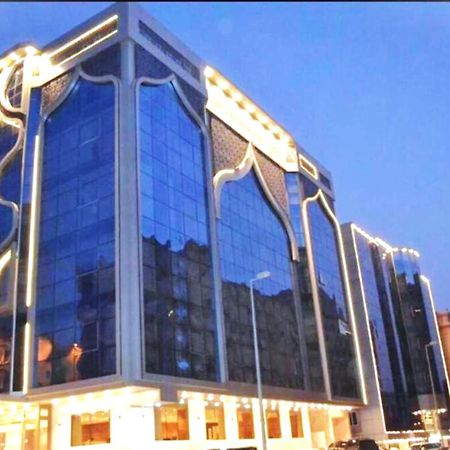 Quiet Jeddah Al Hamra Hotel ภายนอก รูปภาพ