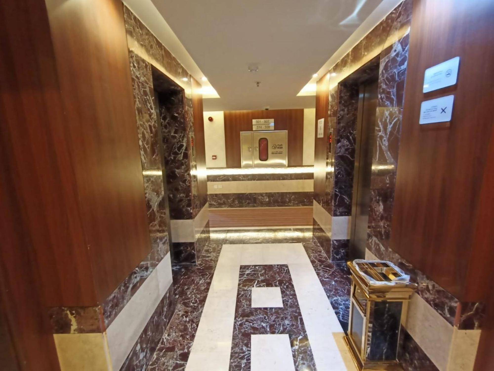 Quiet Jeddah Al Hamra Hotel ภายนอก รูปภาพ
